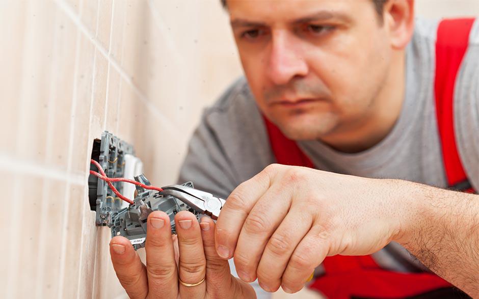 électricien urgence Breuillet